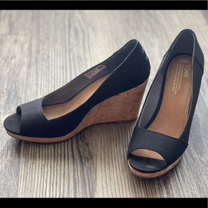 Tom’s Espadrille Wedge Peep Toe Black Sz 8.5